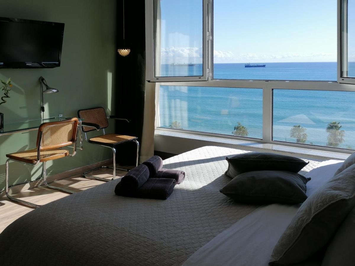 A City-Center Seaview Penthouse At Oceanic Limassol Exterior photo