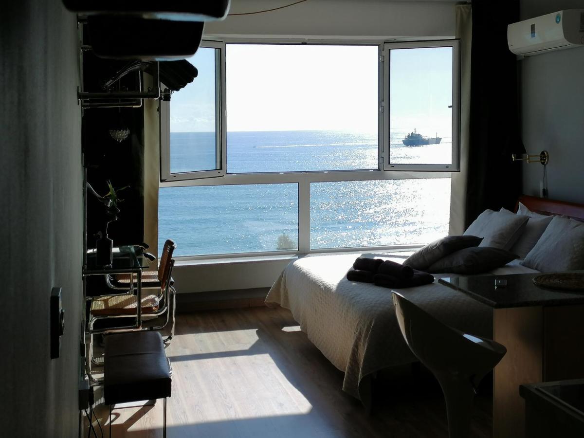 A City-Center Seaview Penthouse At Oceanic Limassol Exterior photo