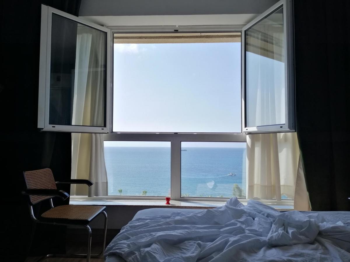 A City-Center Seaview Penthouse At Oceanic Limassol Exterior photo