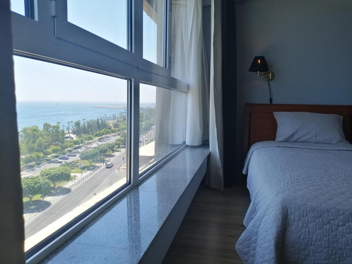 A City-Center Seaview Penthouse At Oceanic Limassol Exterior photo